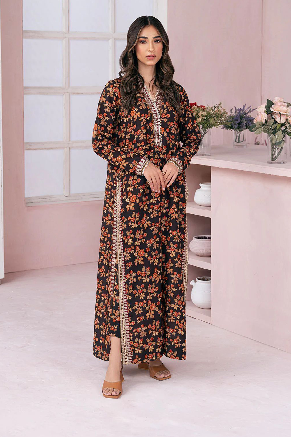 MARIA B LUXERY